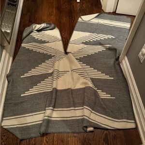 Roots pancho wrap soft and cozy for winter!